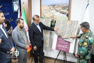 با حضور مسئولین استانی و هنرمندان برگزار شد؛

آیین رونمایی از پوستر بخش «میراث دفاع‌مقدس و گردشگری مقاومت» جشنواره تئاتر فتح خرمشهر