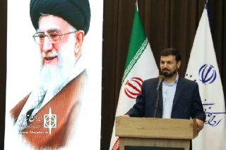 پیام مدیر کل فرهنگ و ارشاد اسلامی خوزستان به سوگواره ملی تئاتر میدانی و تعزیه اربعین حسینی؛

برگزاری سوگواره خدمت فرهنگی و هنری برای زائرین اربعین حسینی است