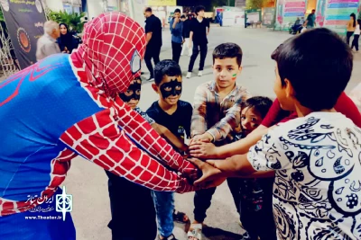 توسط گروه تئاتر «نگاه نو»؛

«اسپایدرمن» در نمایشگاه دستاوردهای دولت در خوزستان اجرا شد